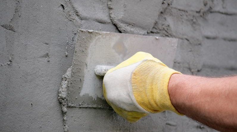 How to Identify a Plaster Crack